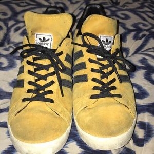 Adidas x Neighborhood NH Tournament size 11